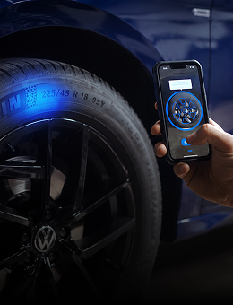 A phone scanning tire size information